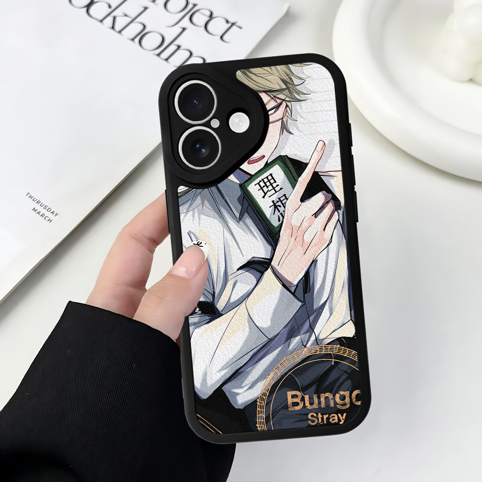 （画像用） 文豪ストレイドッグス Bungo Stray Dogs 【iPhone 16シリーズ対応】シリコンスマホケース（レザー調） 材質：シリコン